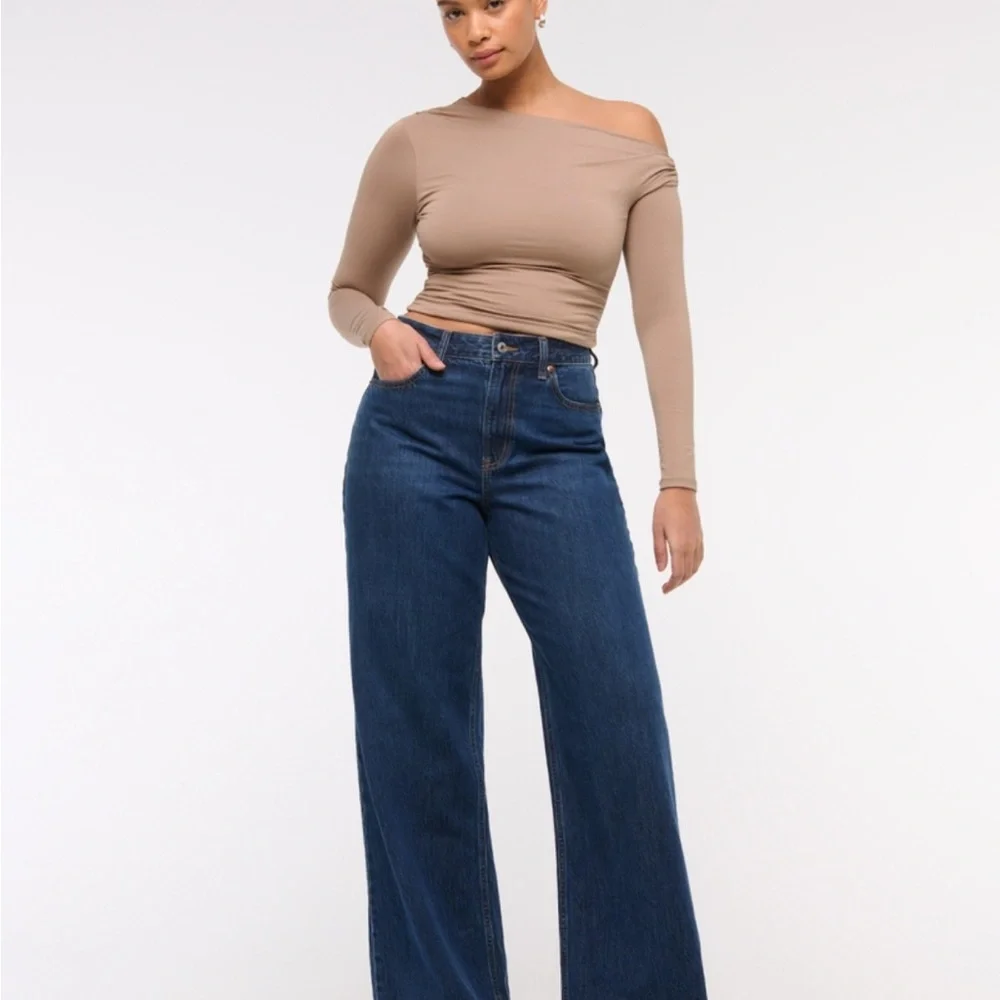 Abercrombie & Fitch Blue Denim Jeans - Picture 5 of 5